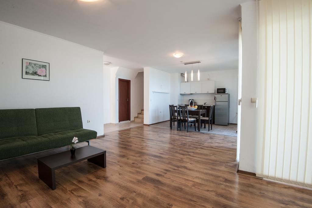 Momchil Villas Balchik Exterior photo